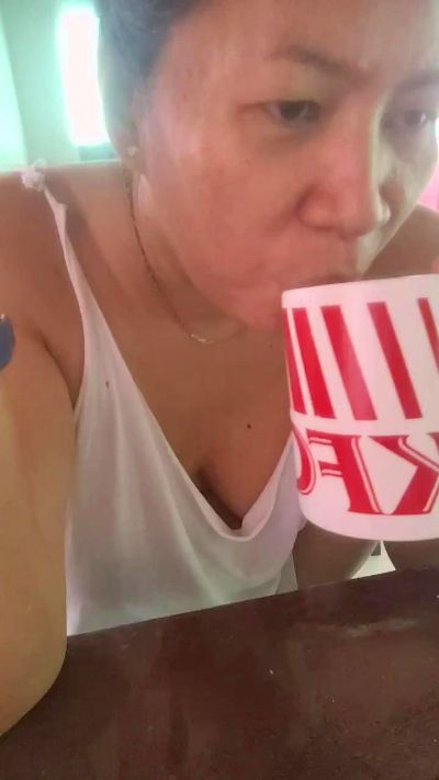 Hotmama45 live cam on Cam4