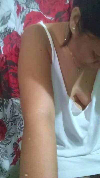 Hotmama45 live cam on Cam4