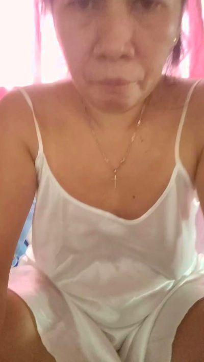 Hotmama45 live cam on Cam4