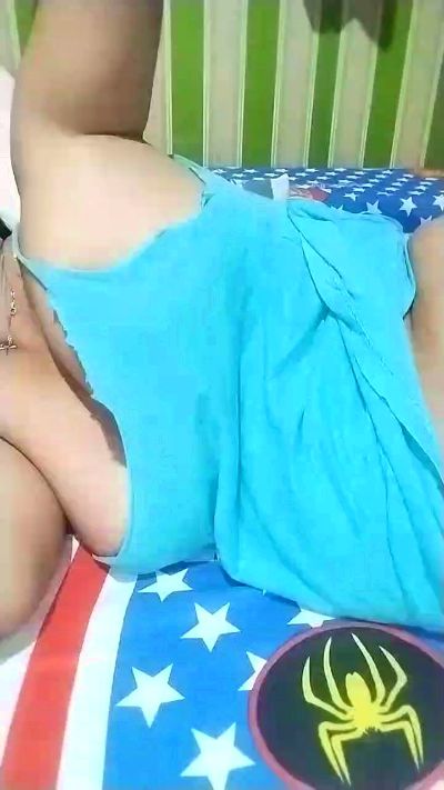 Hotmama45 live cam on Cam4