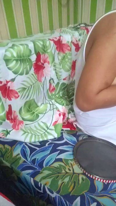 Hotmama45 live cam on Cam4