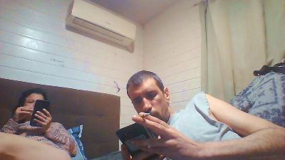 Hotrealcouple live cam on Cam4