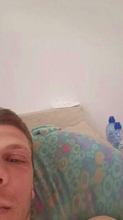 Hotsexyboy89 live cam on Cam4