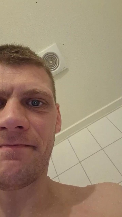 Hotsexyboy89 live cam on Cam4
