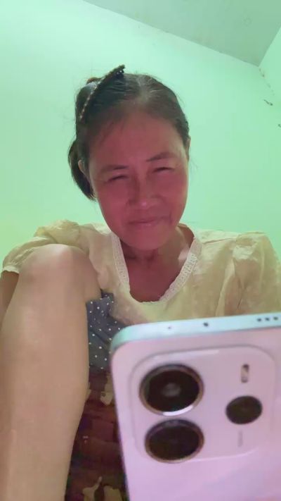 Hotsiren live cam on Cam4