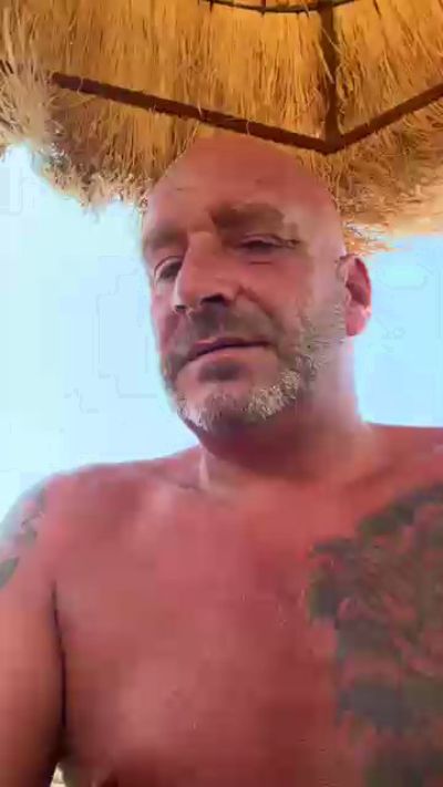 Hotti00 live cam on Cam4
