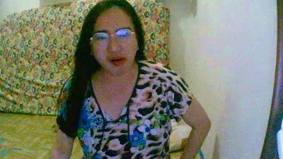 HottieCreamy live cam on Cam4