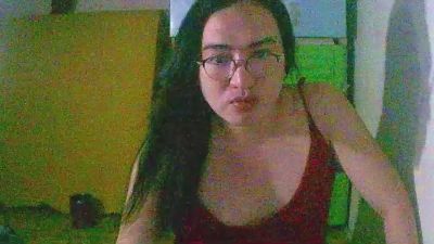 HottieCreamy live cam on Cam4