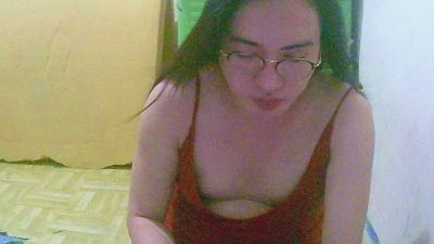 HottieCreamy live cam on Cam4