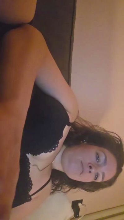 Hottiedottie live cam on Cam4