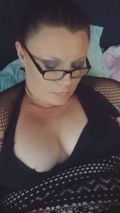 Hotttcouple8789 live cam on Cam4