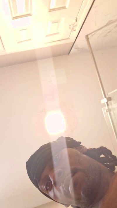 Howtosee1 live cam on Cam4