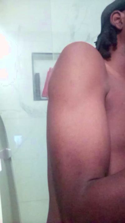Howtosee1 live cam on Cam4