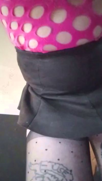 Hrenovooooo live cam on Cam4