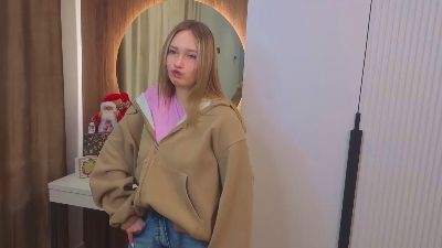 Живая веб-камера HsiuDunny, женщина, страна Франция