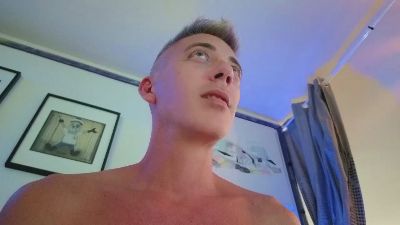 HuGo4K live cam on Cam4