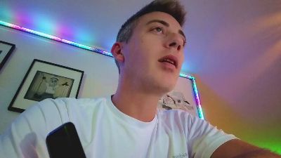 HuGo4K live cam on Cam4