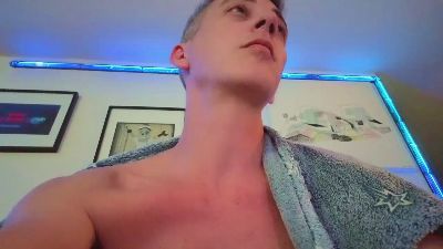 HuGo4K live cam on Cam4