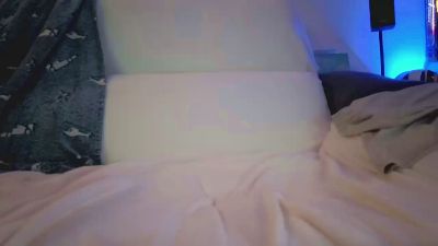 HuGo4K live cam on Cam4