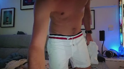 HuGo4K live cam on Cam4