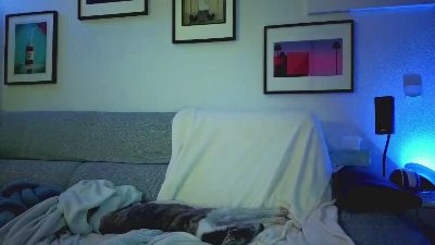HuGo4K live cam on Cam4