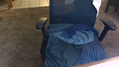 Hubbyluvs live cam on Cam4