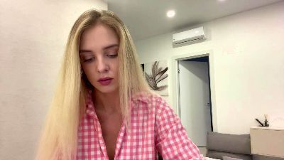 HuePracht live cam on Cam4
