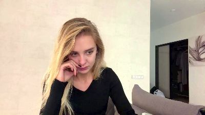 HuePracht live cam on Cam4
