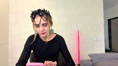 HuePracht live cam on Cam4