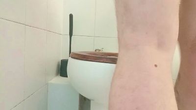 Hugedoee04 live cam on Cam4