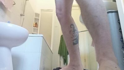 Hugedoee04 live cam on Cam4