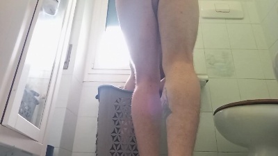 Hugedoee04 live cam on Cam4
