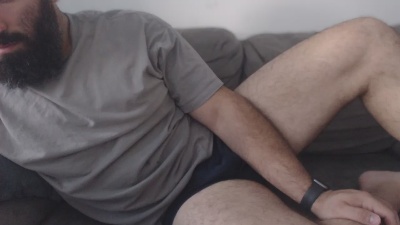 Hugehairymacho live cam on Cam4