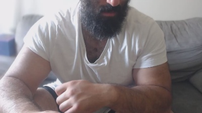 Hugehairymacho live cam on Cam4