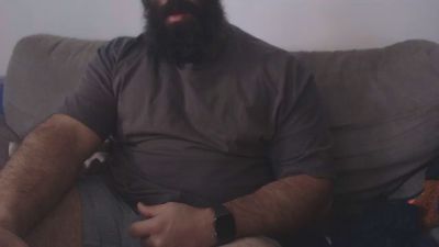 Hugehairymacho live cam on Cam4