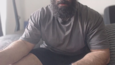 Hugehairymacho live cam on Cam4