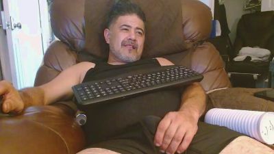 HughJanis live cam on Cam4