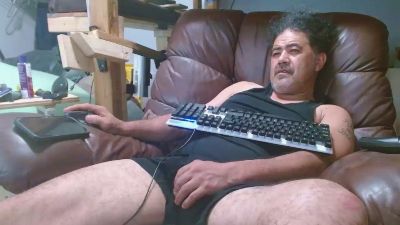 HughJanis live cam on Cam4