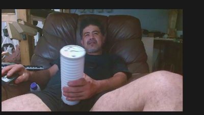HughJanis live cam on Cam4
