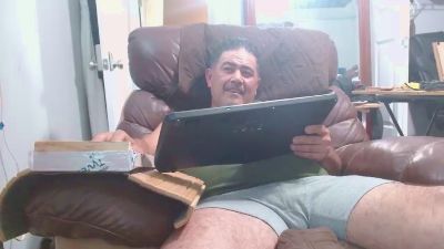 HughJanis live cam on Cam4