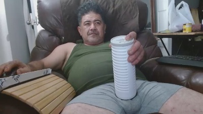 HughJanis live cam on Cam4