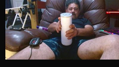 HughJanis live cam on Cam4