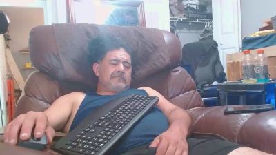 HughJanis live cam on Cam4
