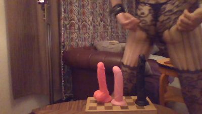 Hughboy44 live cam on Cam4