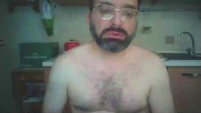 Hugos31 live cam on Cam4