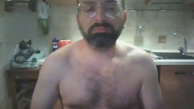 Hugos31 live cam on Cam4