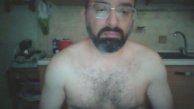 Hugos31 live cam on Cam4