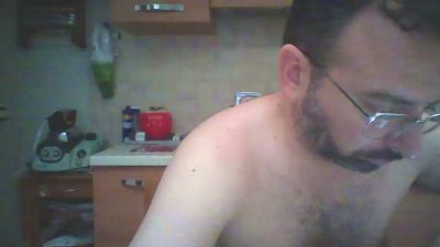 Hugos31 live cam on Cam4