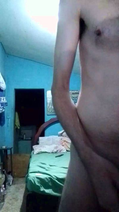 Hugosafado1 live cam on Cam4