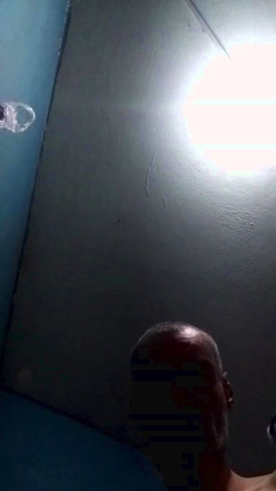 Hugosafado1 live cam on Cam4